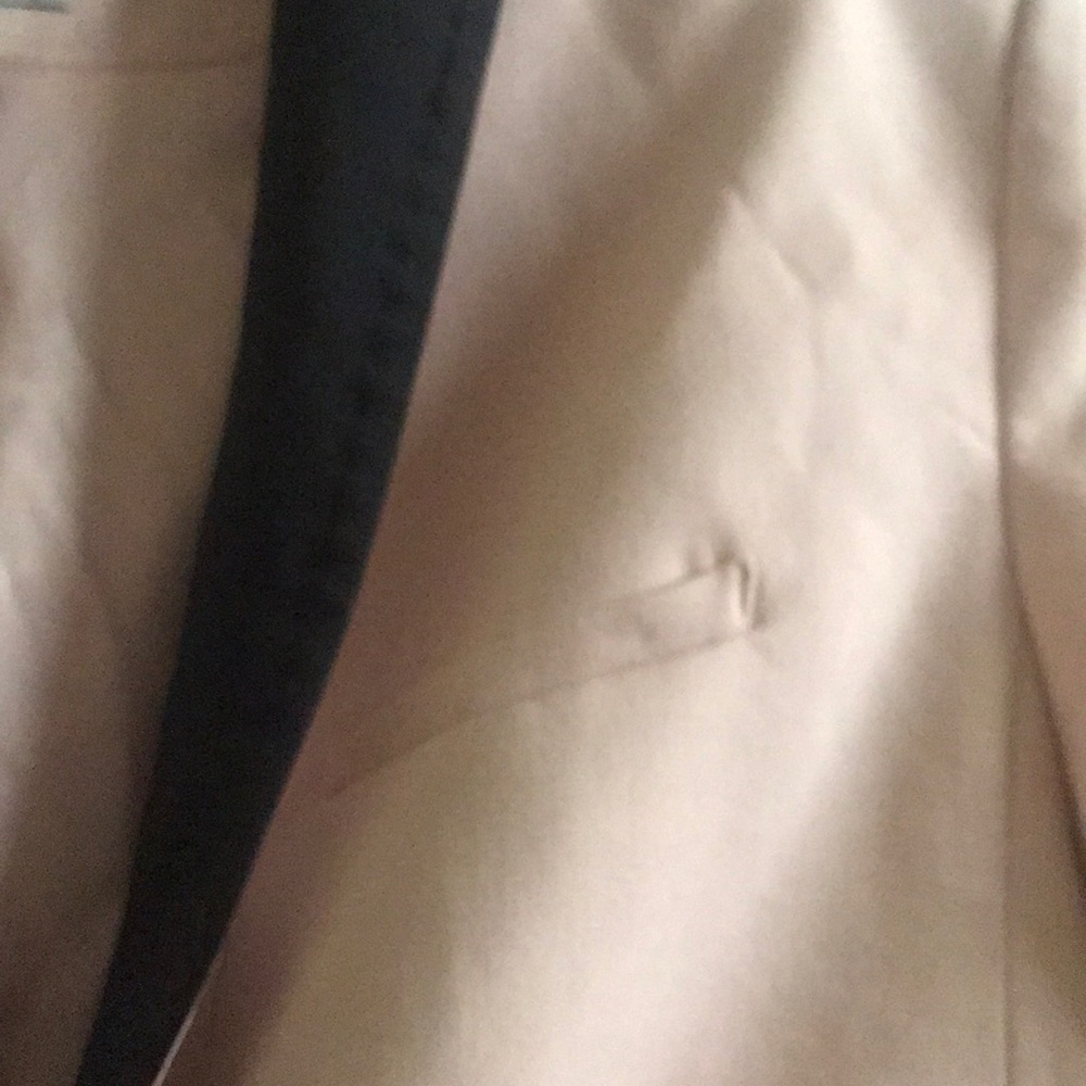 SOLD H&M Baby Pink Blazer - Picture 8 of 15